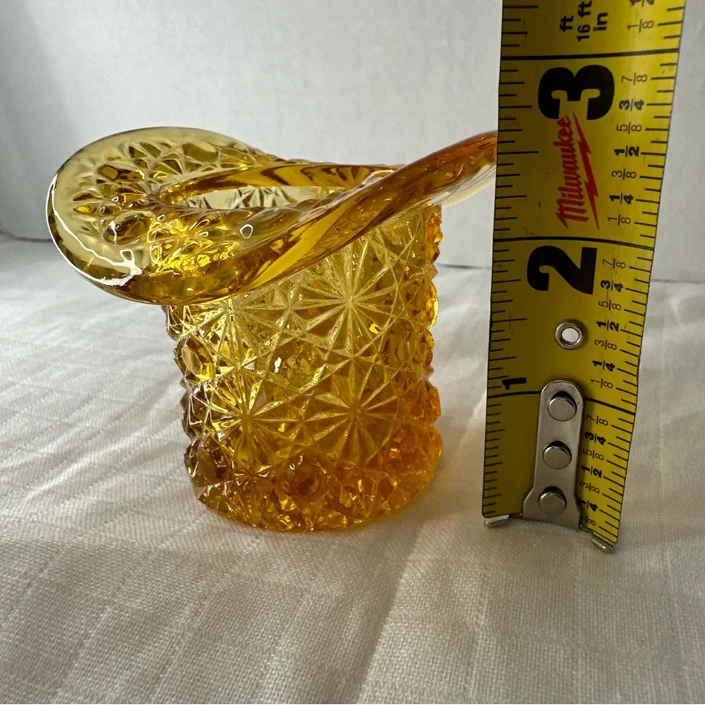 Vintage Fenton yellow glass top hat